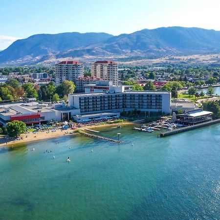 Penticton Lakeside Resort Екстер'єр фото