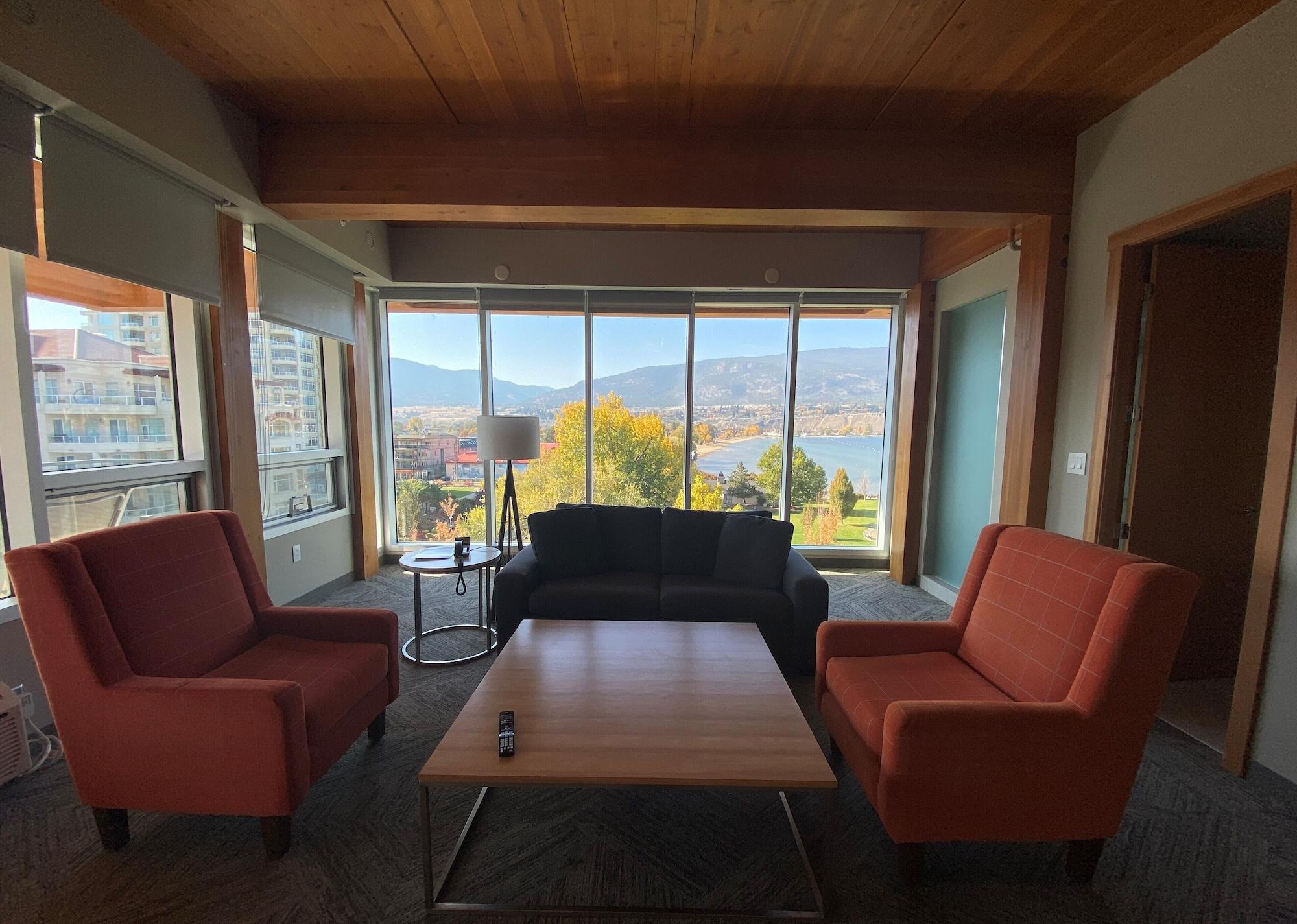 Penticton Lakeside Resort Екстер'єр фото