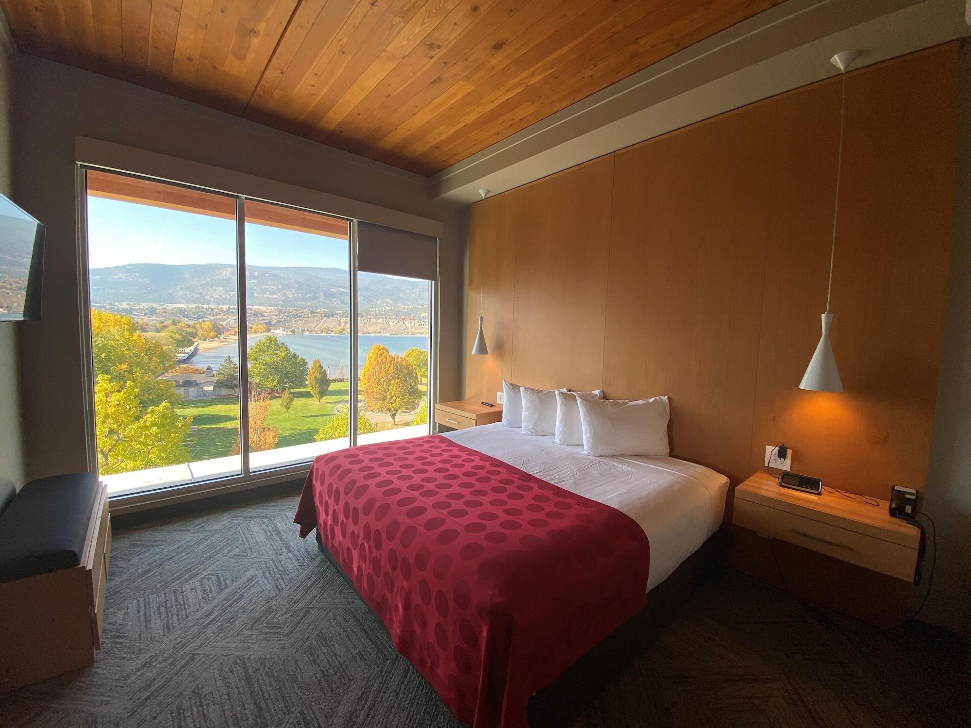 Penticton Lakeside Resort Екстер'єр фото