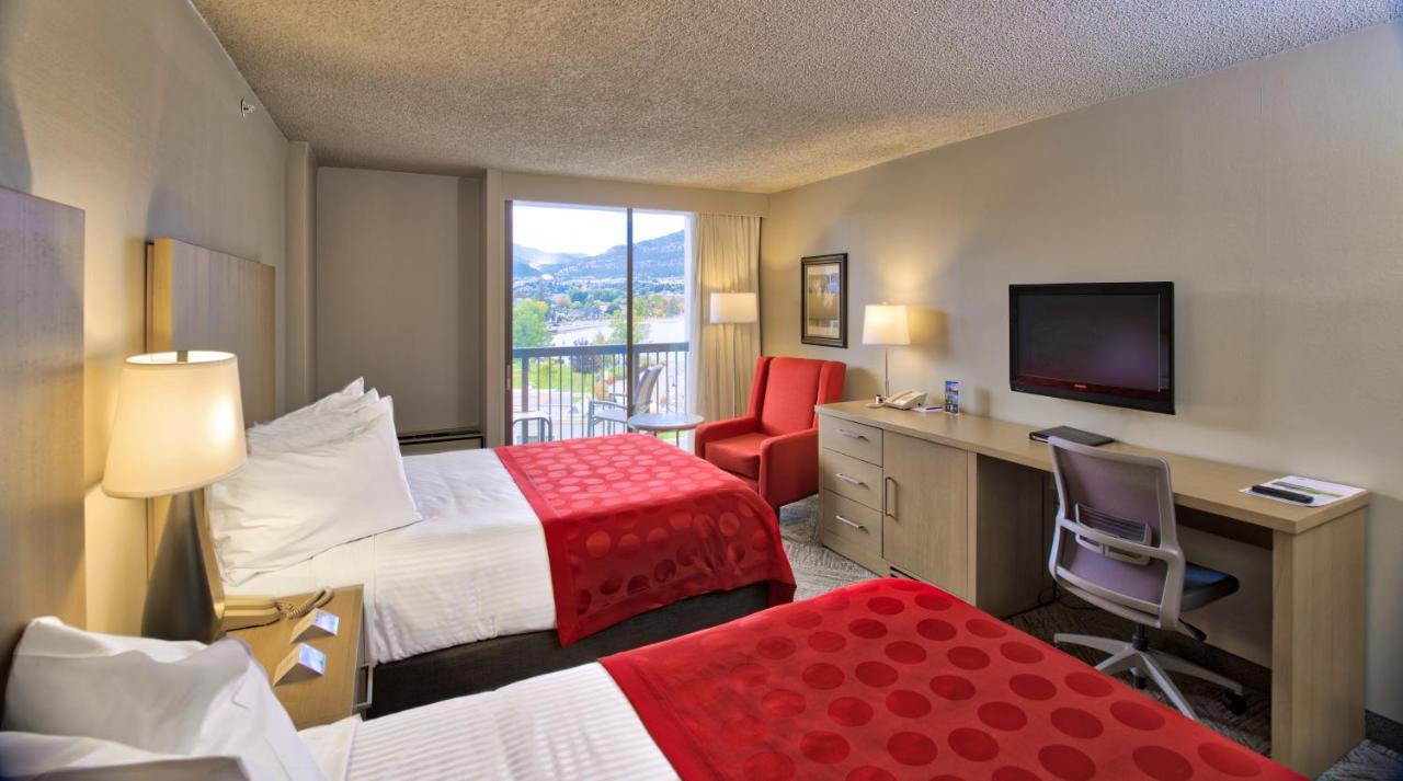 Penticton Lakeside Resort Екстер'єр фото